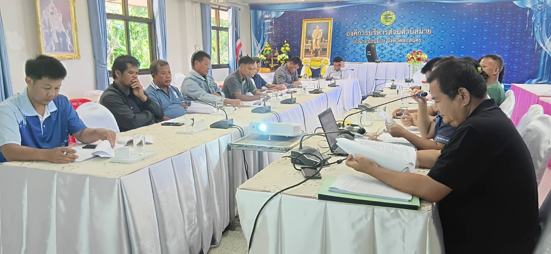 ภาพเข้าร่วมประชุมโครงการอนุรักษ์พันธุกรรมพืชอันเนื่องมาจากพระราชดำริ สมเด็จพระเทพรัตนสุดาๆสยามบรมราชกุมารี ประจำปีงบประมาณ 2569 ครั้งที่ 2/2569