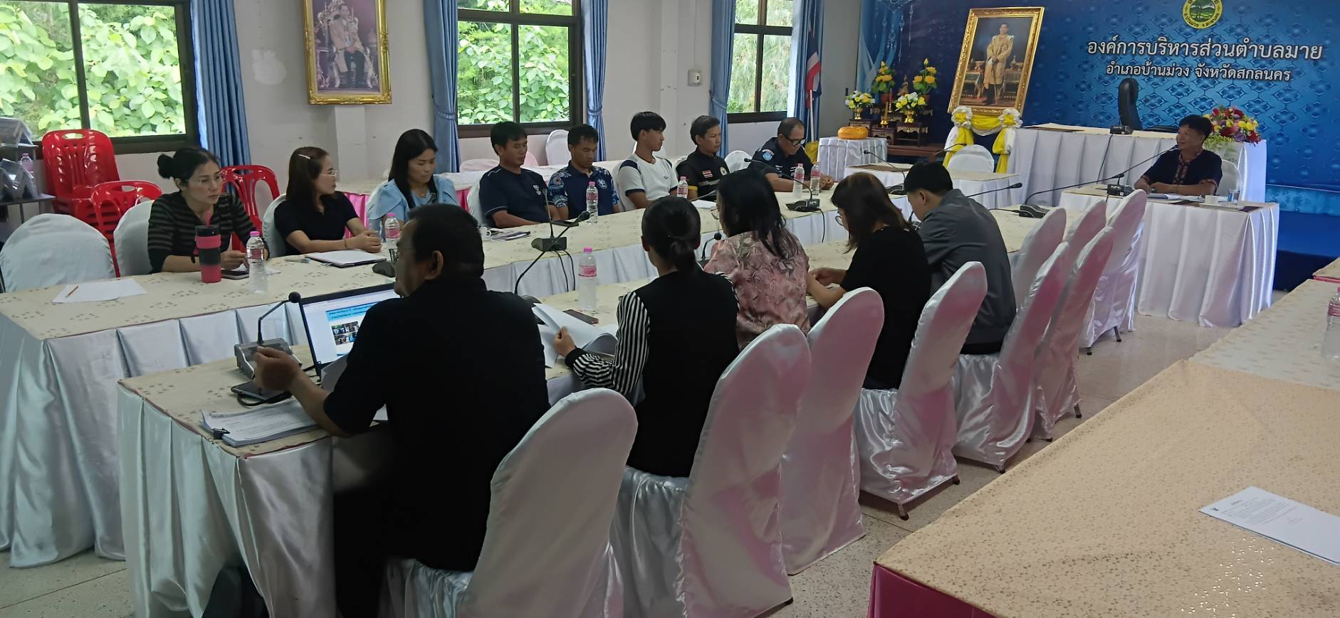 ภาพเข้าร่วมประชุมโครงการอนุรักษ์พันธุกรรมพืชอันเนื่องมาจากพระราชดำริ สมเด็จพระเทพรัตนสุดาๆสยามบรมราชกุมารี ประจำปีงบประมาณ 2569 ครั้งที่ 3/2569